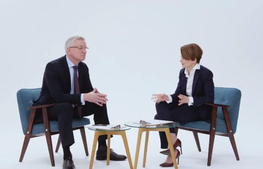 Poznańskie Duszpasterstwo Akademickie przygotowało eksperyment społeczny z udziałem Jacka Jaśkowiaka i Jadwigi Emilewicz