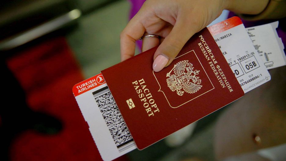Turkish Airlines in Russia
MOSCOW, RUSSIA - SEPTEMBER 19 : Ticket of Turkish Airlines is seen in a Russian passenger's passport at the Vnukovo International Airport in Moscow, Russia, on September 19, 2017. Sefa Karacan / Anadolu Agency 
Dostawca: PAP/Abaca
AA/ABACA
passenger, Vnukovo International Airport
