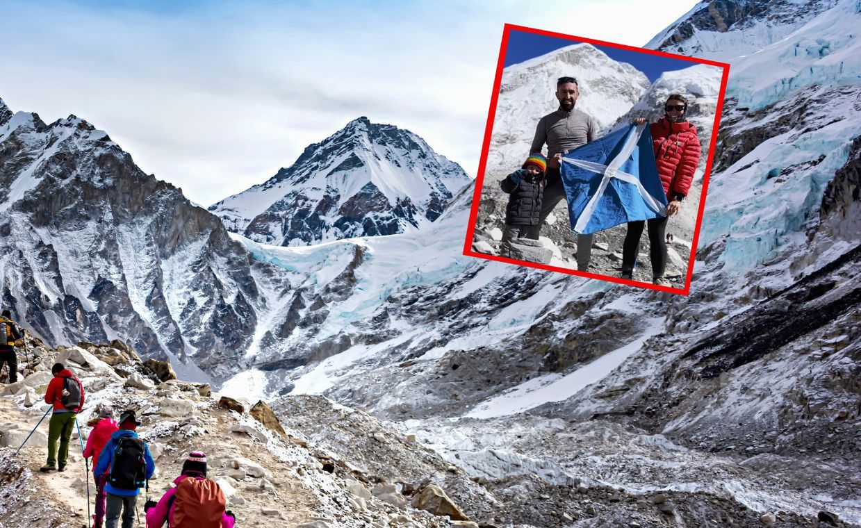 Rodzice w tenisówkach. Dwulatek na ścianie Mount Everestu