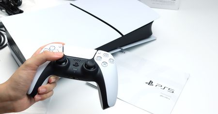 Sony zaostrza zasady: weryfikacja wieku na PlayStation w UK i Irlandii