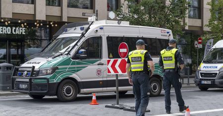 Chaos na Litwie. Setki zgłoszeń o podłożonych bombach. Wszystkie po rosyjsku