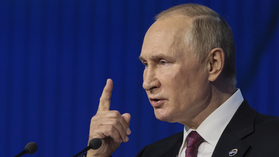 Russian President Vladimir Putin attends the session 'The World after Hegemony: Justice and Security for Everyone' of the Valdai International Discussion Club outside Moscow, Russia, 27 October 2022. EPA/MEKHAIL METZEL / SPUTNIK / KREMLIN POOL MANDATORY CREDIT Dostawca: PAP/EPA.