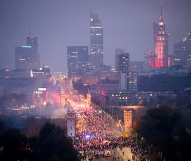 Incydenty na Marszu Niepodległości. Warszawa interweniuje. "Wszystko udokumentowano"
