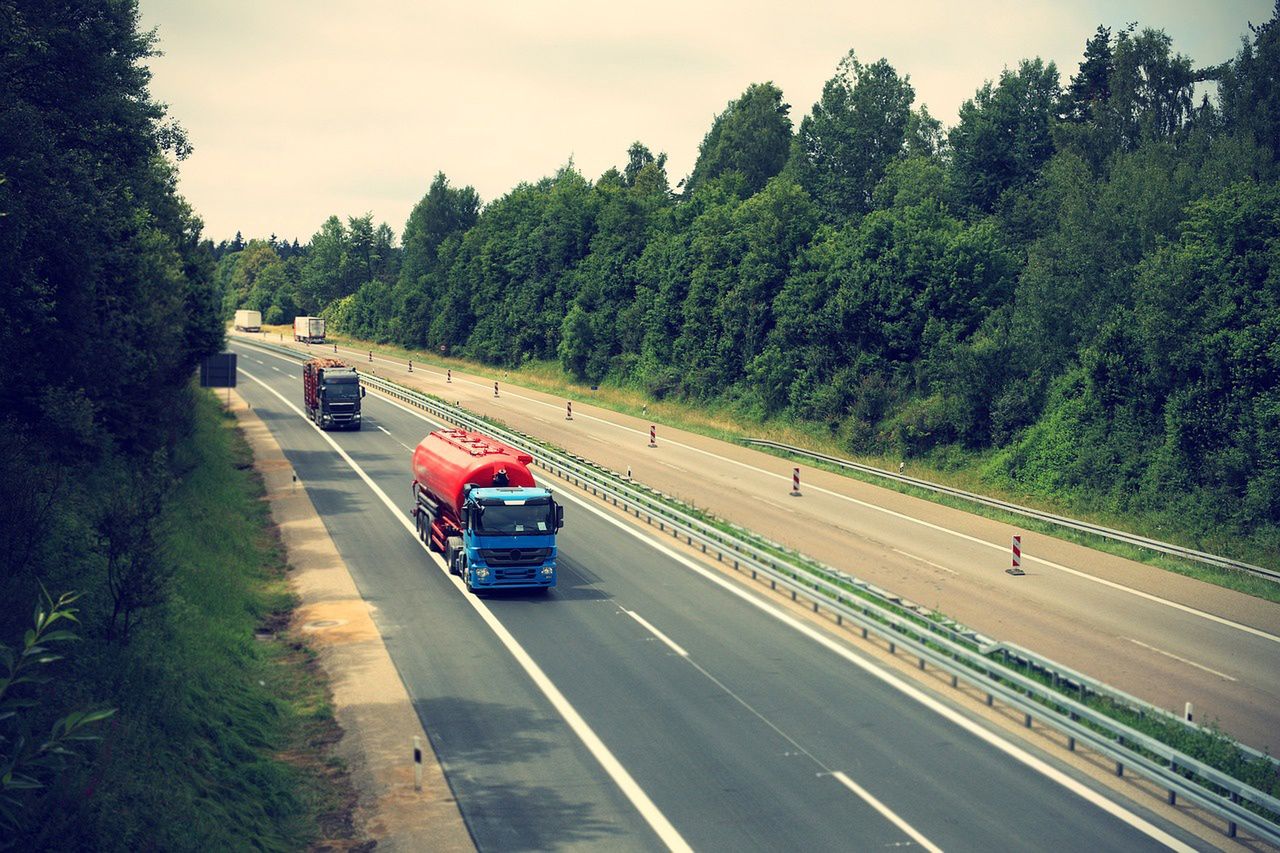 Ile zarabia kierowca ciężarówki? Polska na szarym końcu