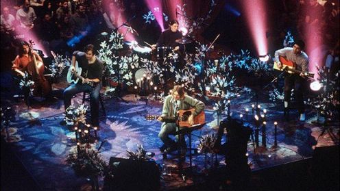 Basista Nirvany nie potrafi zagrać własnej piosenki w Rock Band 1