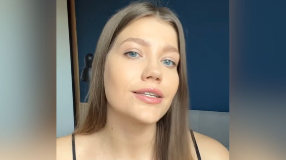 Aga Dziarnowska prowadzi na Instagramie konto @istotacery