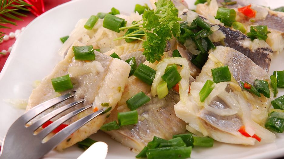 Śledzie po wiejsku są idealne na Boże Narodzenie