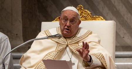 Ruch kardynałów ws. papieża Franciszka. "Nic skandalicznego"