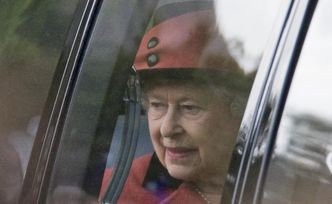 Królowa Elżbieta UCIEKŁA z Londynu przed koronawirusem. "W pałacu wciąż przebywa mnóstwo zagranicznych gości"