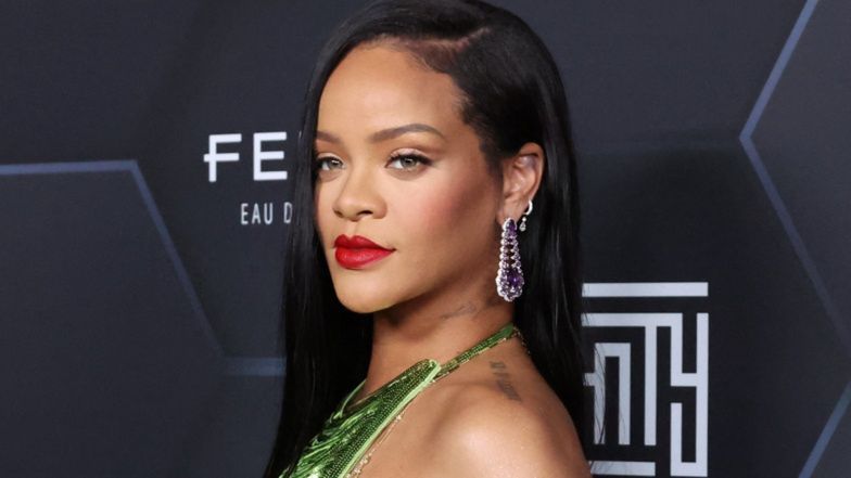 Rihanna przyłapana podczas pierwszego wyjścia po urodzeniu dziecka! (FOTO)