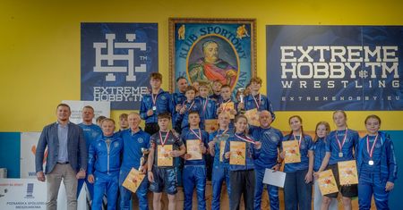 Młodzi zapaśnicy Sobieskiego Poznań z medalami na Międzywojewódzkich Mistrzostwach Młodzików