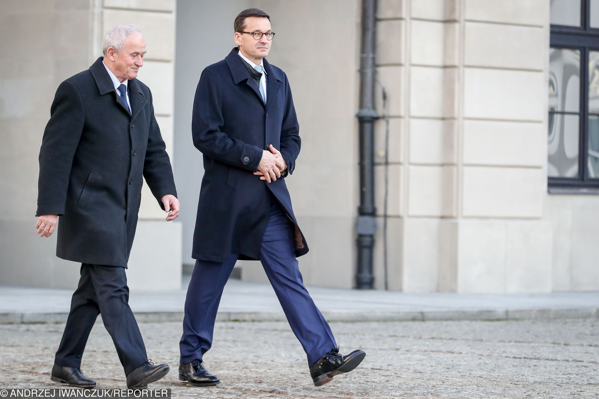 Minister energii Krzysztof Tchórzewski i premier  Mateusz Morawiecki.