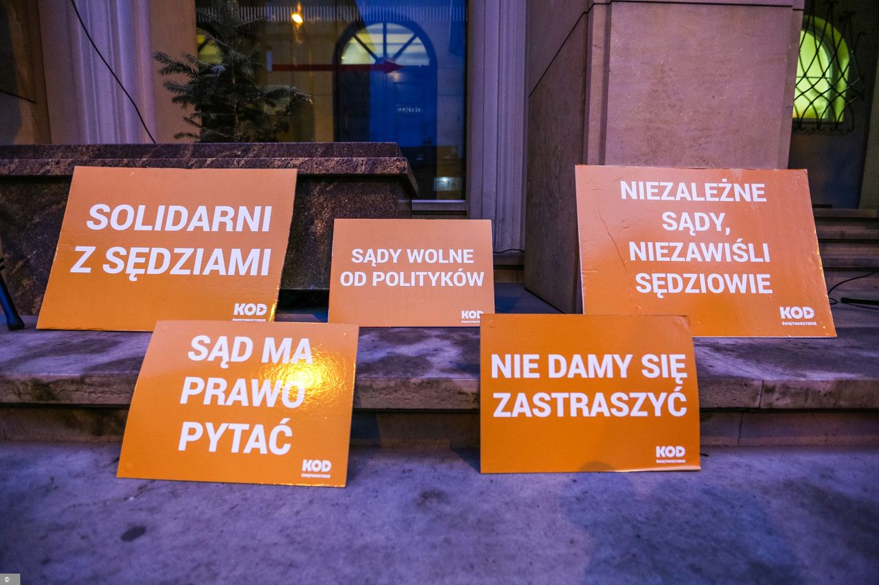 Padł pomysł na kompromis ws. sądów. Dwie propozycje