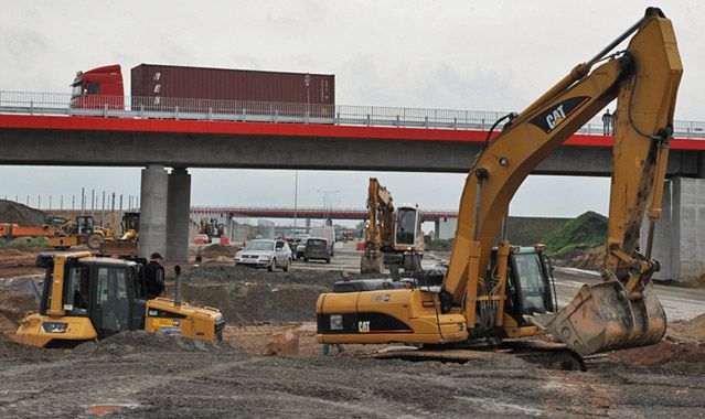 Ruszają przetargi na 4 odcinki dróg ekspresowych