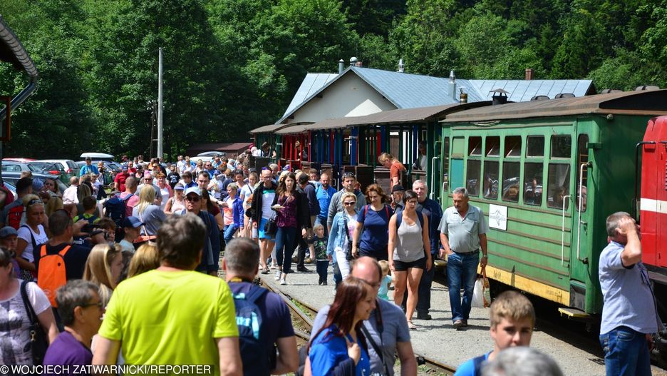 Bieszczady. Pełnia sezonu letniego, Bieszczadzka Kolejka Leśna w Majdanie kolo Cisnej