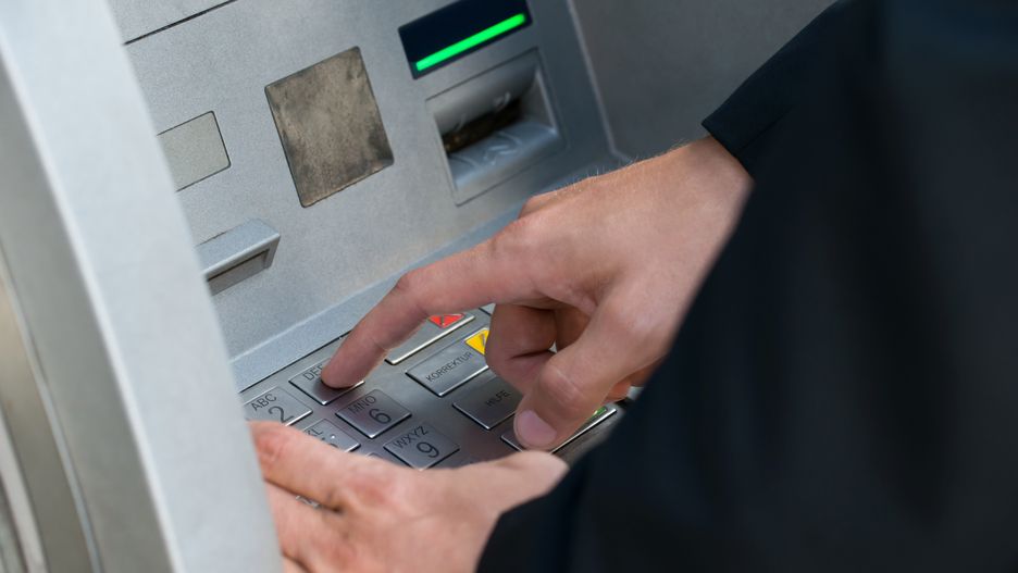 Klienci banku mówią nam, że wciąż są problemy z wykonywaniem transakcji