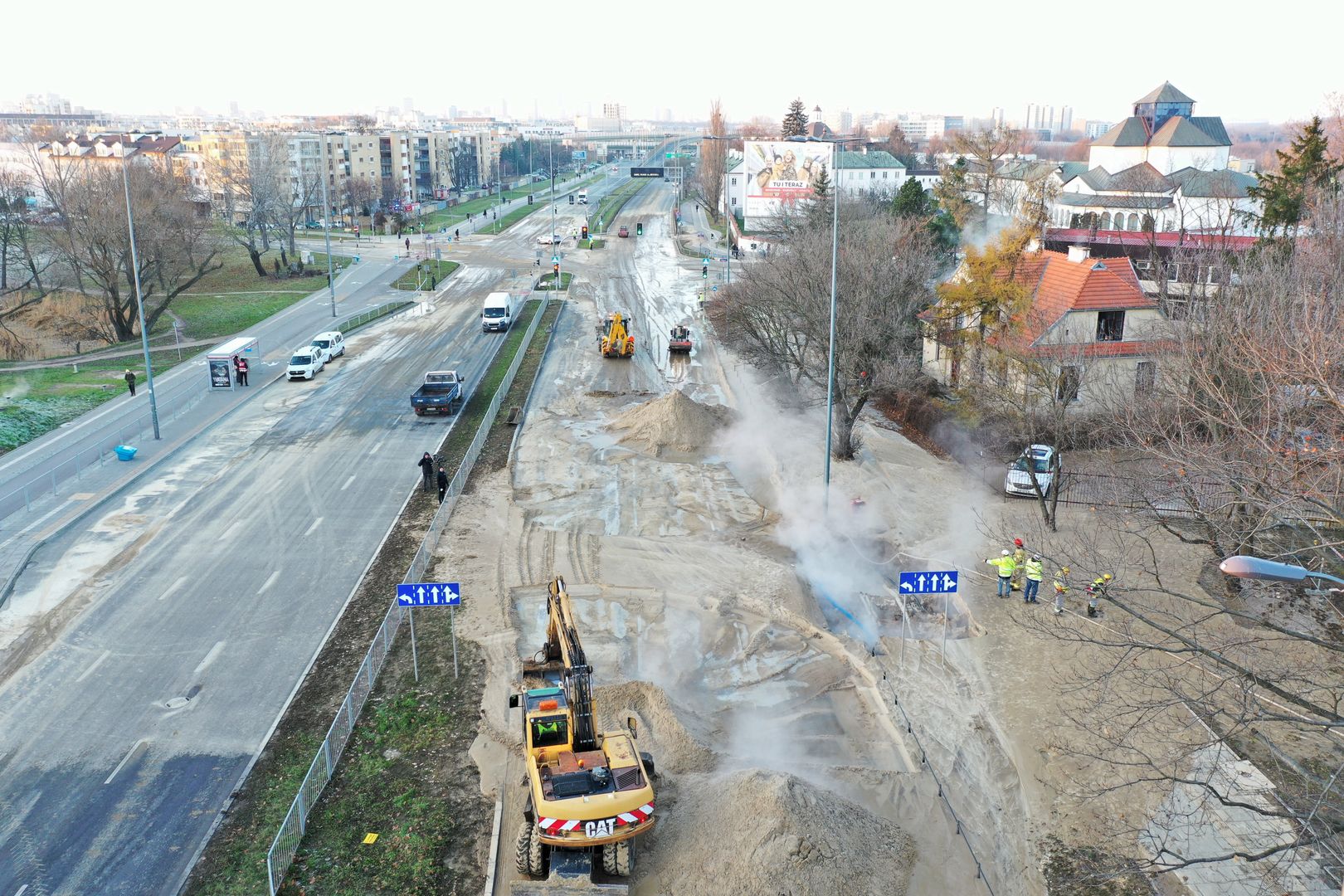 Warszawa po awarii sieci ciepłowniczej. Ogrzewanie prawie we wszystkich dzielnicach stolicy