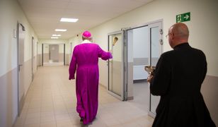 "Ksiądz jest ważniejszy". Zaskakujący protest PO z Łodzi