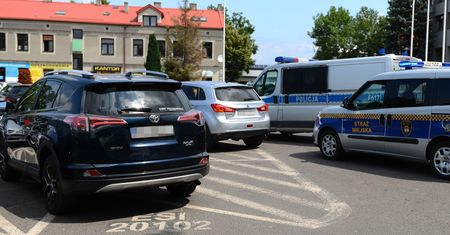 Prezydent Sieradza potrącił kobietę. Mamy film z wypadku