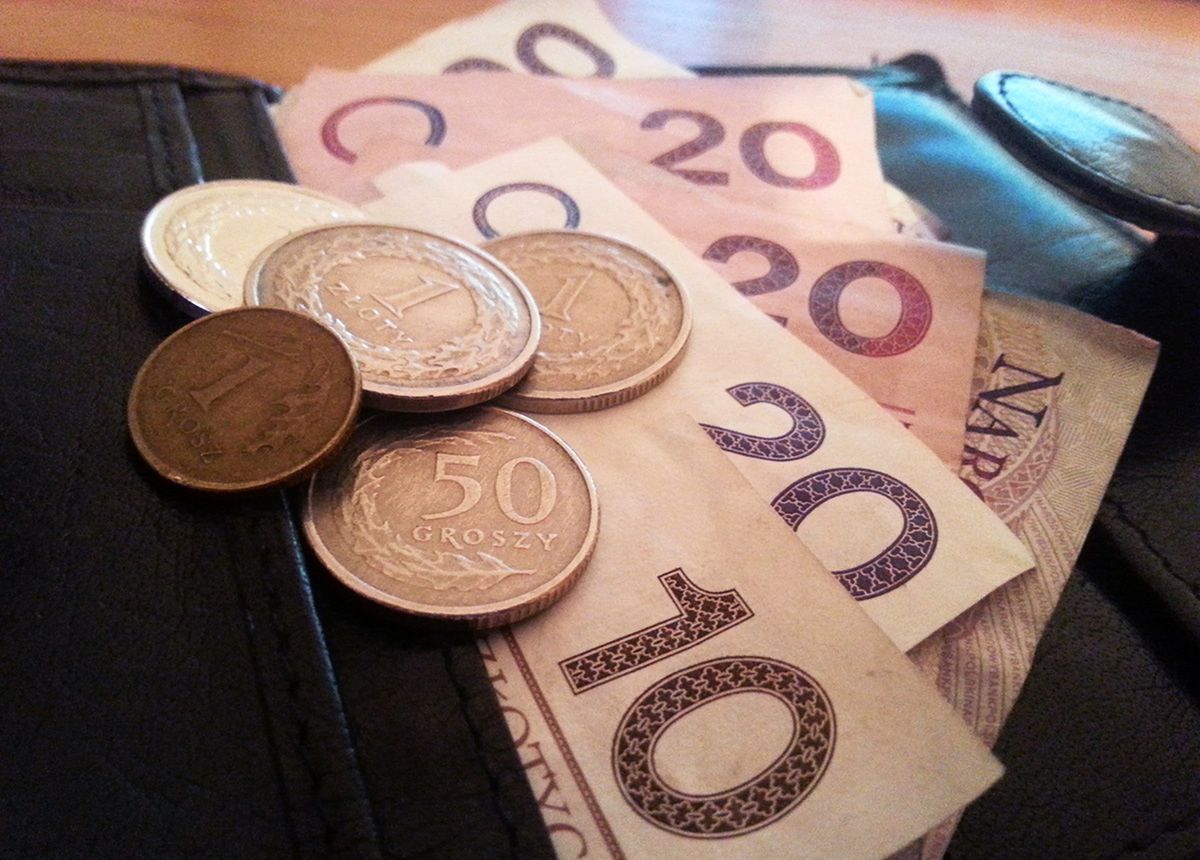 Bank może poprosić o wpisanie hasła na umowie