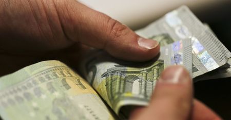 Wnuczka źle sprawdziła wyniki loterii. Babcia wygrała miliony