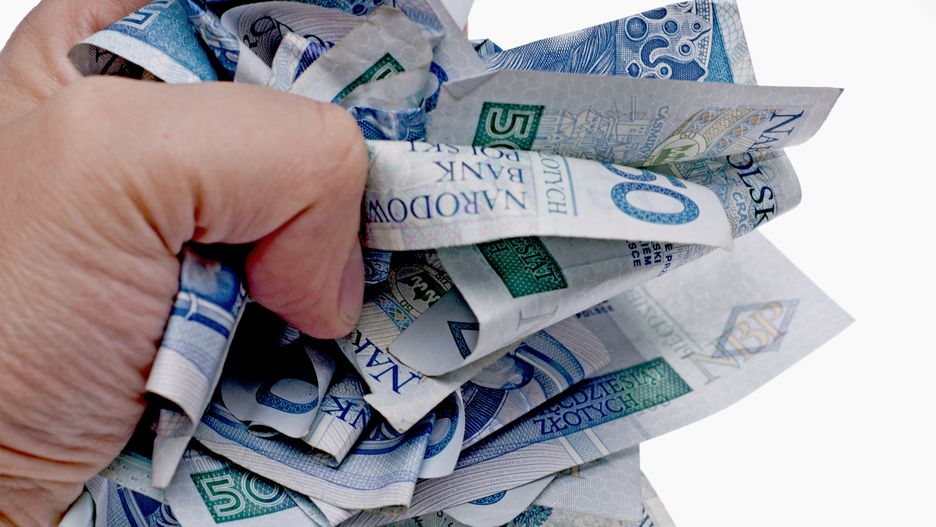 Kobieta zaciągała pożyczki na