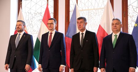 Koronawirus w Polsce. Premier Mateusz Morawiecki: dzwoniłem do Charlesa Michela