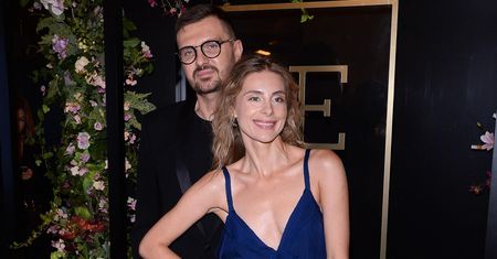 Katarzyna Zawadzka pojawiła się na czerwonym dywanie. Do zdjęć pozowała tyłem