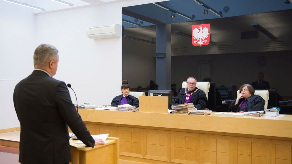 Frankowicze odzyskali 3 mln zł po wygranej w sądzie. Na fot. jedna z podobnych spraw tocząca się w Łodzi.