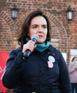 "Z dumą noszę serduszko i tak będzie dalej". Szefowa Szlachetnej Paczki po odejściu Owsiaka