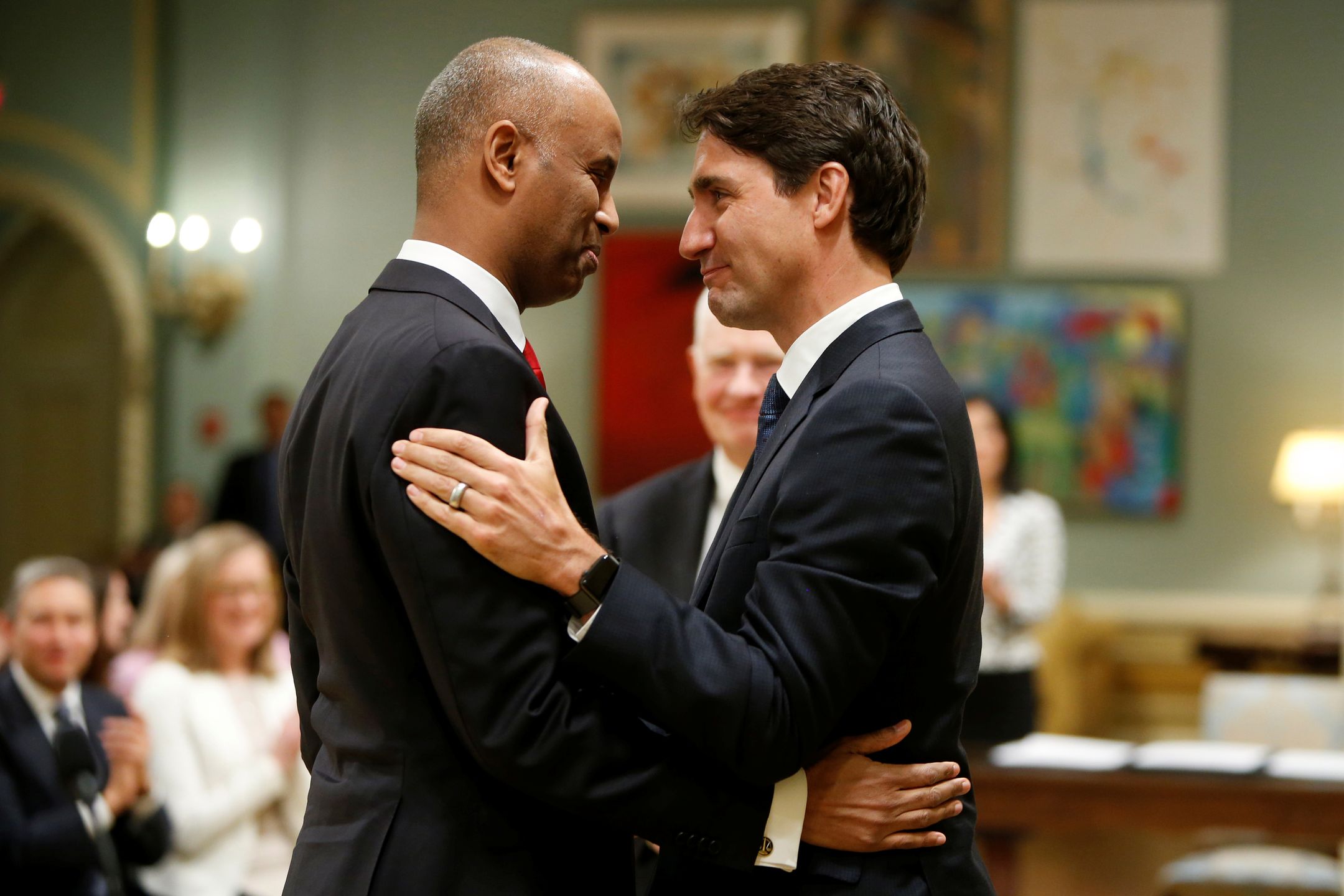 Minister imigracji Kanady Ahmed Hussen z premierem Justinem Trudeau 