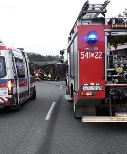 A1 w Łodzi częściowo zablokowana. Wypadek z udziałem 4 pojazdów