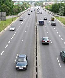 W podróży służbowej lepiej unikać autostrad