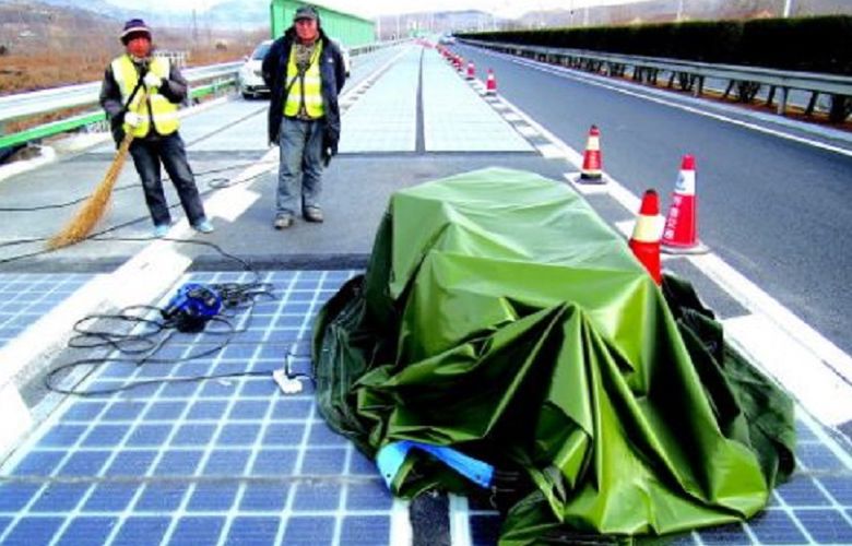 Otwierali niezwykłą autostradę z wielką pompą. Zaraz potem złodzieje ukradli kawałek trasy