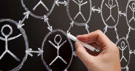 Odwiedź Internet z innego wymiaru – Usenet i grupy dyskusyjne w 2018 roku