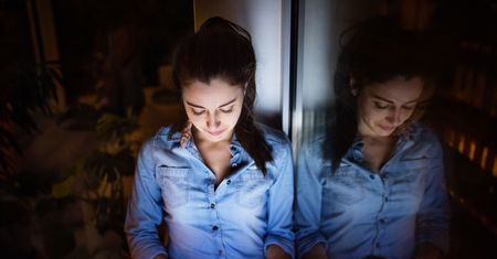 Kobiety, których mężowie są za granicą. Zdradzają i się nie angażują - nowy trend
