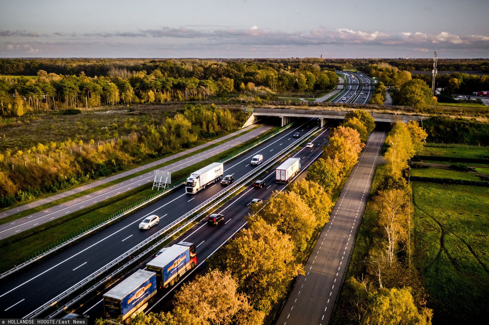 Holandia obniża maksymalną dozwoloną prędkość na swoich autostradach.
