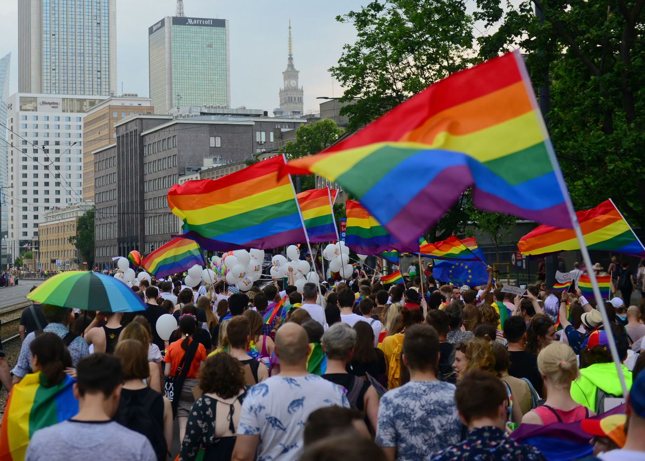 Radny PiS pyta: "Czy Śródmieście promuje LGBT?"