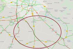 A4. Wypadek na autostradzie, tworzy się gigantyczny korek