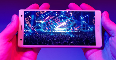 Koniec małych smartfonów z dobrą specyfikacją. Sony kończy z Xperią Compact