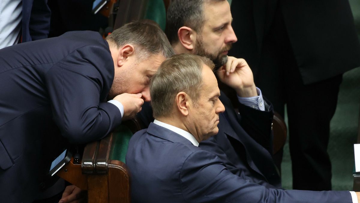 Cd. 1. posiedzenia Sejmu X kadencji
21.12.2023 Warszawa Sejm Cd. 1. posiedzenia Sejmu X kadencji fot Jacek Dominski/REPORTER
N/z: Donald Tusk, Wladyslaw Kosiniak-Kamysz, Marcin Kierwinski
Jacek Dominski/REPORTER