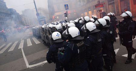 Marsz Niepodległości. Rzeczniczka PiS: "Gdyby się nie odbył, nie ujęłoby to uczuciom patriotycznym"
