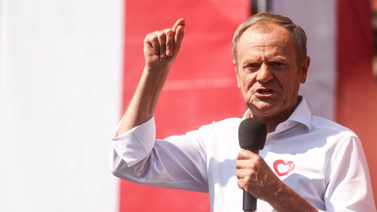 Marsz 4 czerwca04.06.2023 Warszawa Marsz Wolnosci zorganizowany z inicjatywy Donalda Tuska w 34. rocznice pierwszych po II wojnie swiatowej czesciowo wolnych wyborow parlamentarnych.fot Beata Zawrzel/REPORTERn/z: Donald TuskBeata Zawrzel/REPORTER