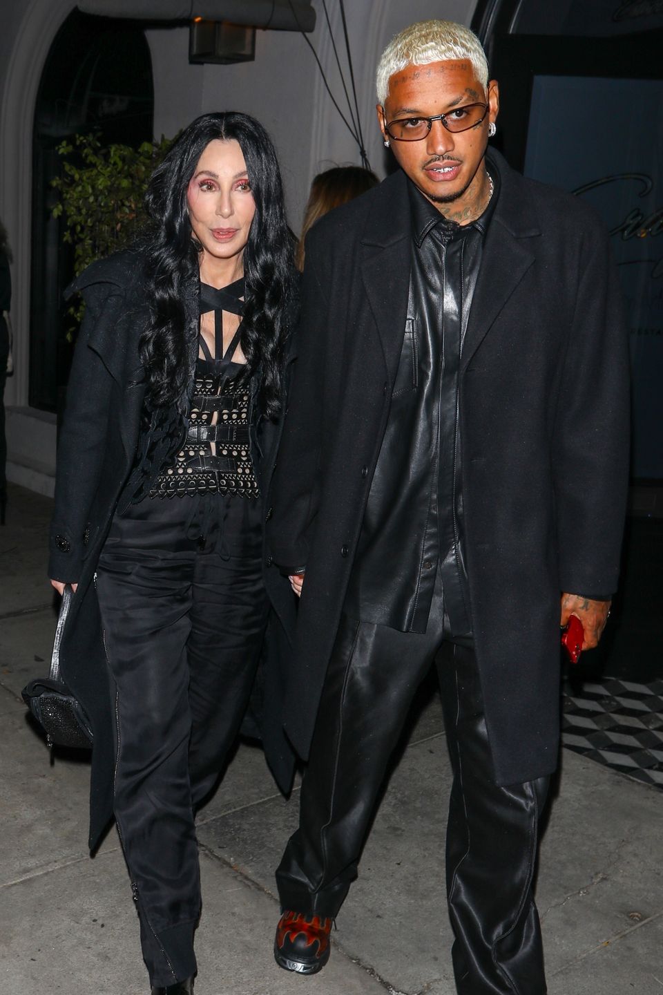  Cher i Alexander Edwards