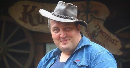 "Rolnik szuka żony": Adam Kraśko nie daje o sobie zapomnieć. Dobrze umie wykorzystać popularność