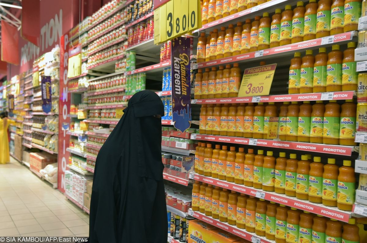 Carrefour w Dubaju obniża ceny o 77 proc. Przez ramadan