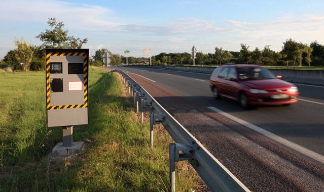 Lawinowy wzrost mandatów z zagranicy dla polskich kierowców