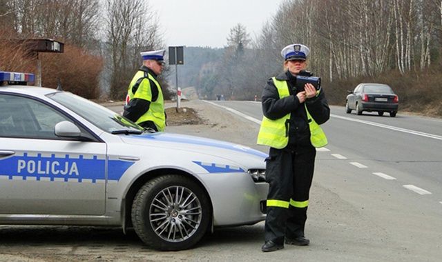 Cwani piraci drogowi unikają zabrania prawa jazdy