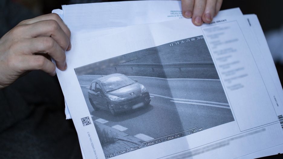 W wielu krajach Europy fotoradary trudno dostrzec. Nie ma co liczyć na żółte obudowy