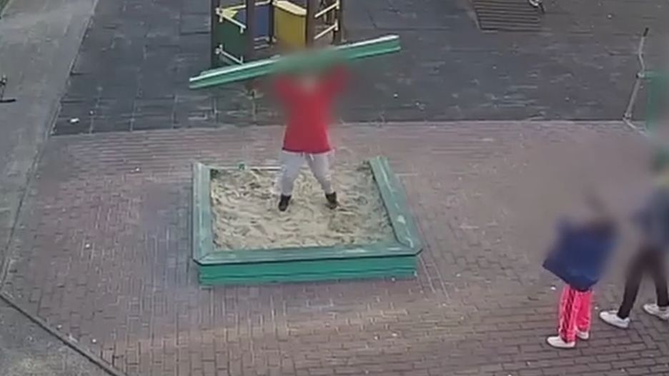 Dzieci zdewastowały plac zabaw. Sprawa trafiła na policję